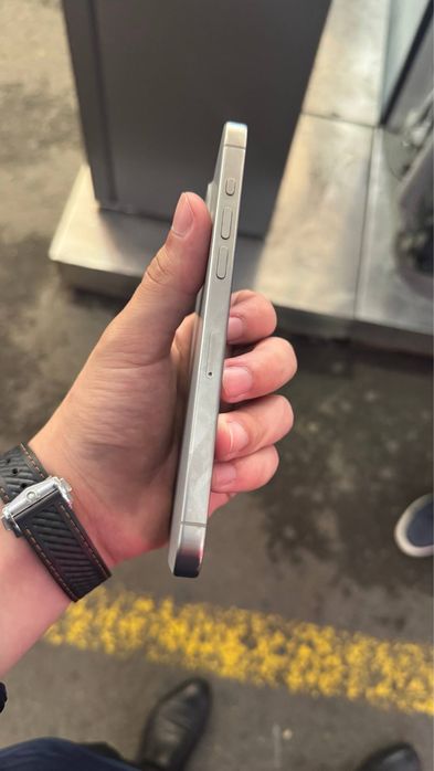 Iphone 15 pro max ideal