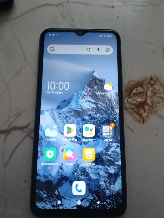 Продам сот телефон Редми!