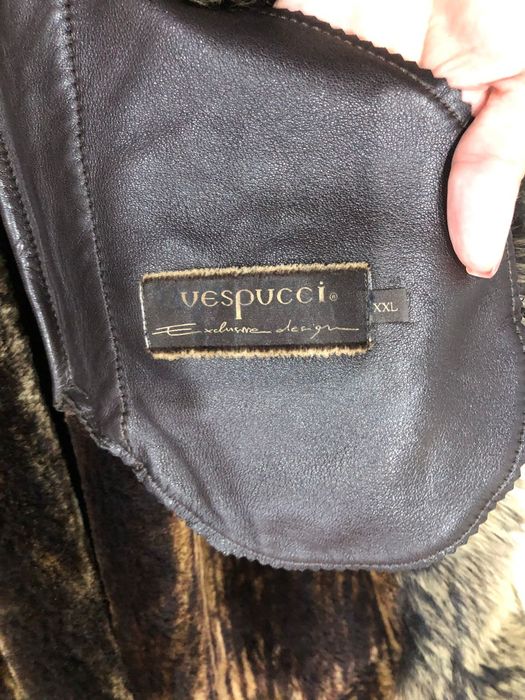Продам дубленку женскую