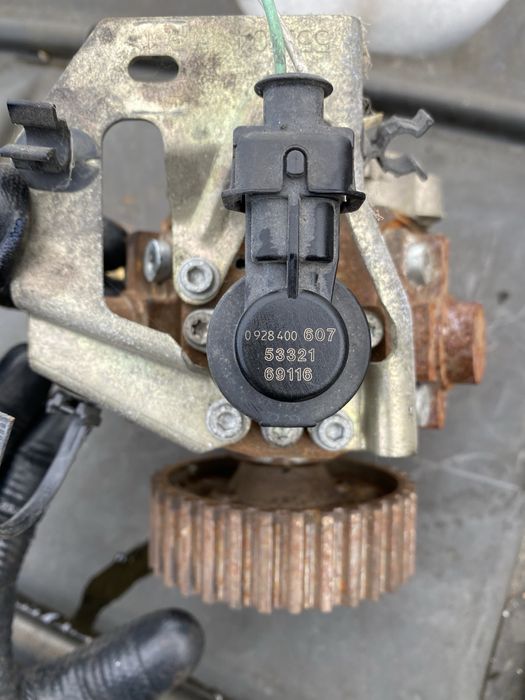 ГНП помпа/Peugeot 207/1.6hdi/90HP/Пежо 207/