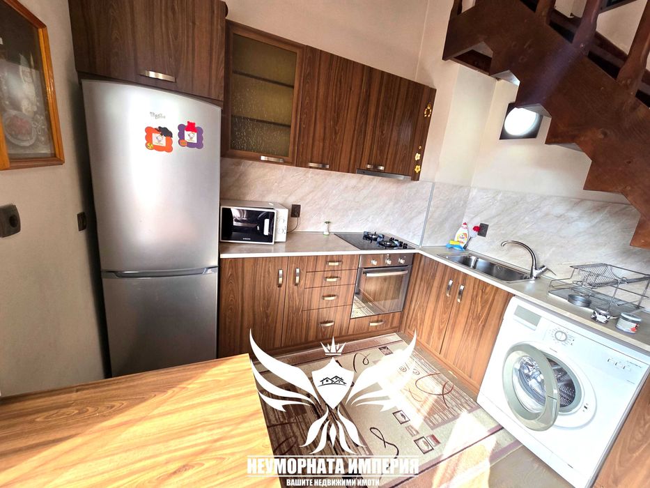 Под наем двустаен апартамент - двуетажен с площ от 63кв.м. на 4 етаж в гр.Асеновград кв.Стадиона