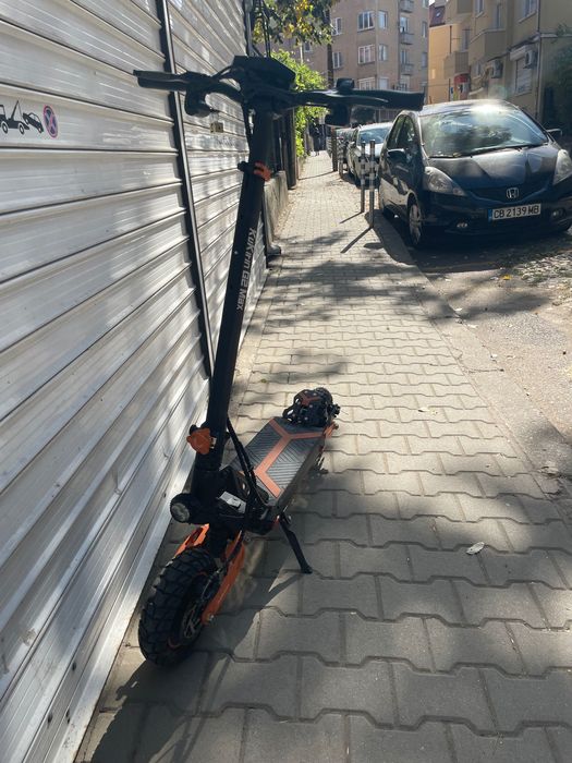 KuKirin G2 MAX електрическа тротинетка с пробег 303 км