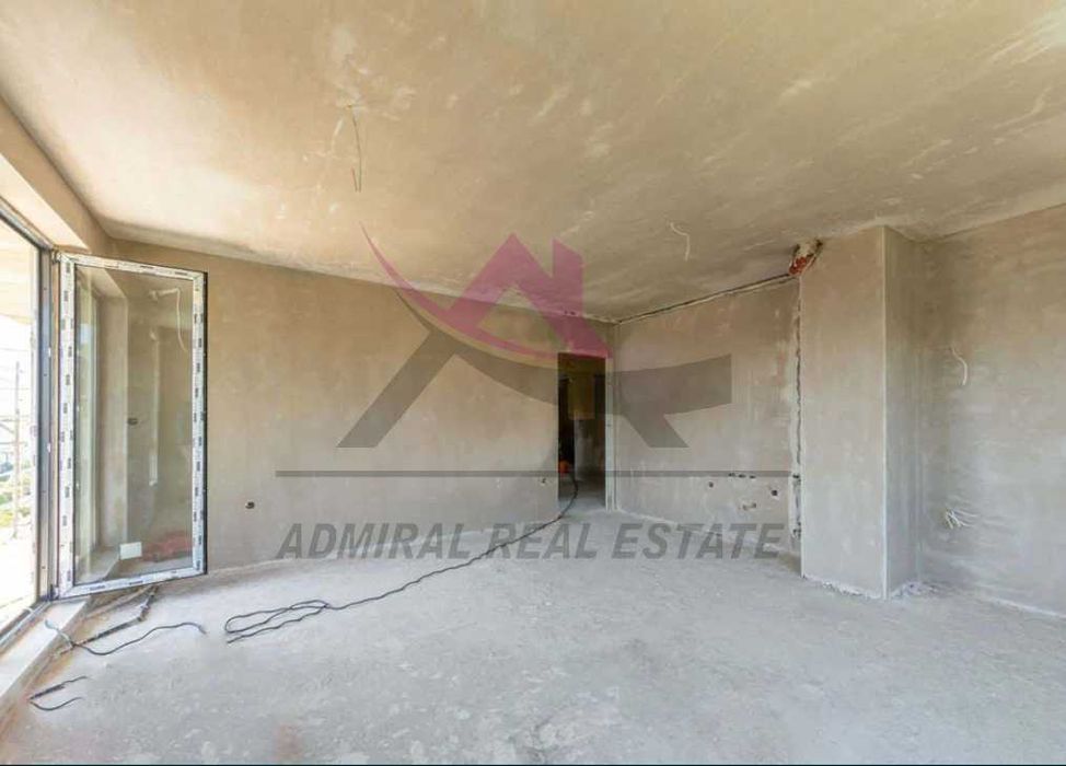 Продава се Тристаен апартамент в Варна, Възраждане 1 - 100 кв.м за 1350 €/кв.м - Снимка #5