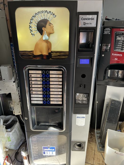Necta Concerto boabe+capsule aparat vending automat