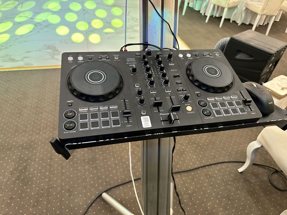 Consola dj Pioneer flx 4