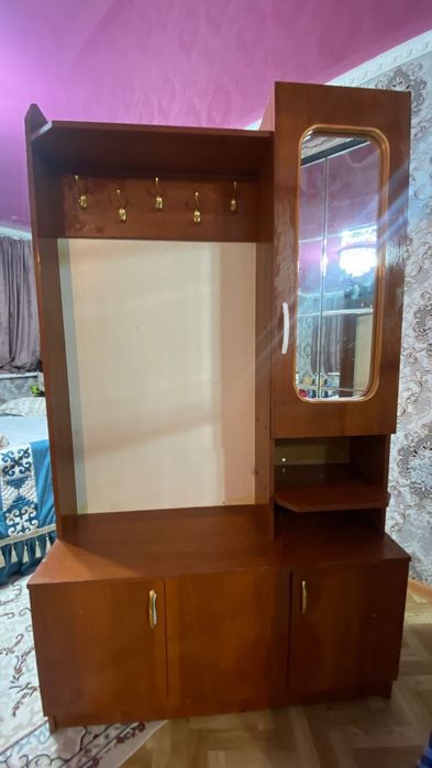 Прихожка сатылады 10 мын тенге