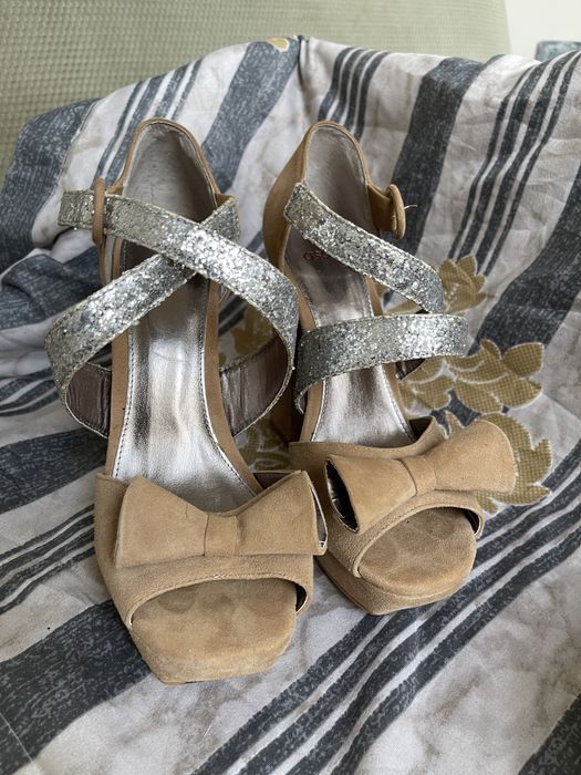 Incaltaminte diversa ghete sandale botine cizme