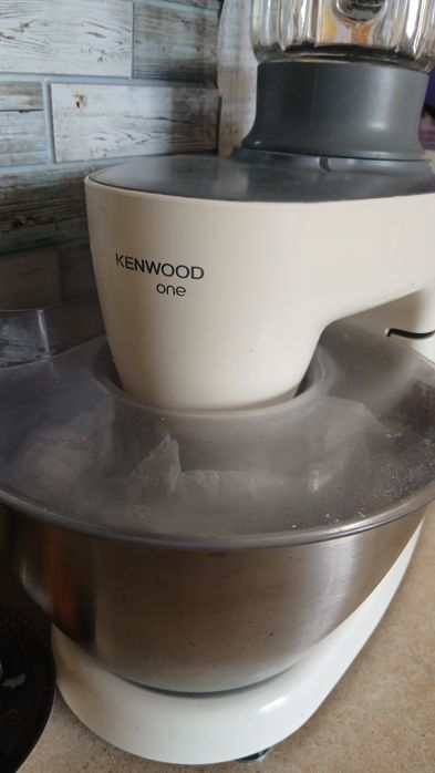 Продам срочно миксер с блендером