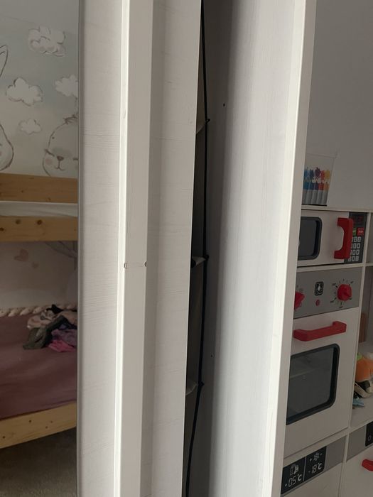 Dulap de vanzare aproape nou