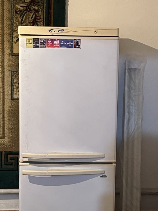 Холодильник и морозильник