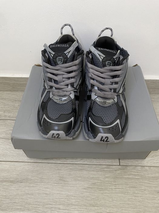 Balenciaga Runner
