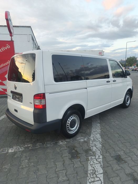VOLKSWAGEN Transporter 2012 — imagine 3