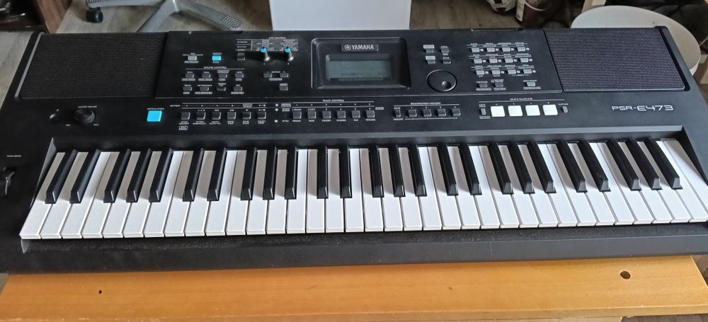 Yamaha PSR E 473