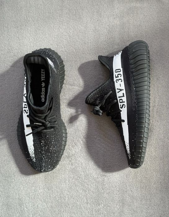 Adidas Yeezy 350 Oreo (PREMIUM)