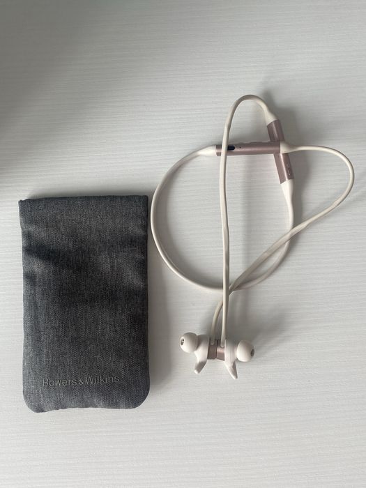 bowers & wilkins casti de facut sport