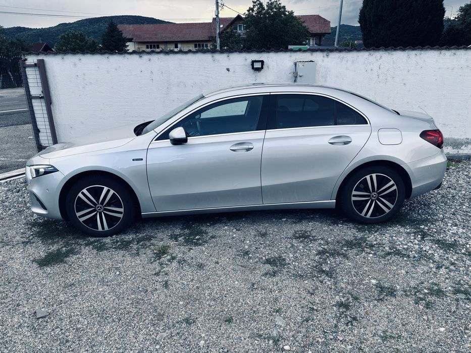 MERCEDES-BENZ A-Class 2021 — imagine 3