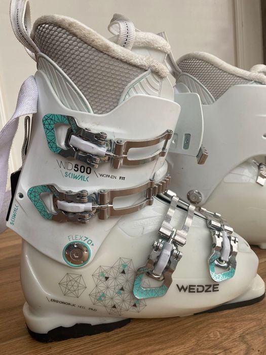 Clapari WEDZE -femei