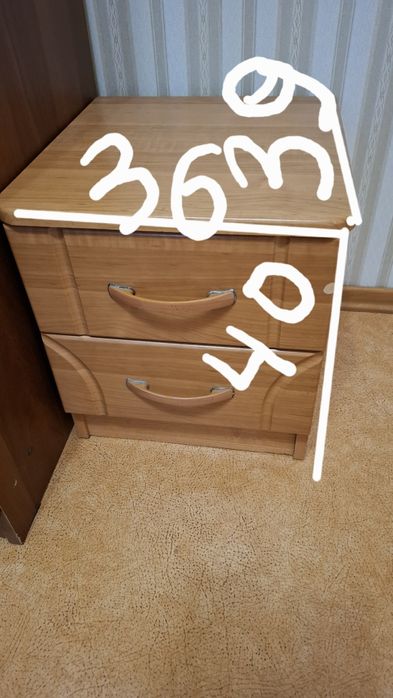 Продаю тумбочку.