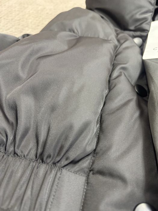 Продам пуховик classna