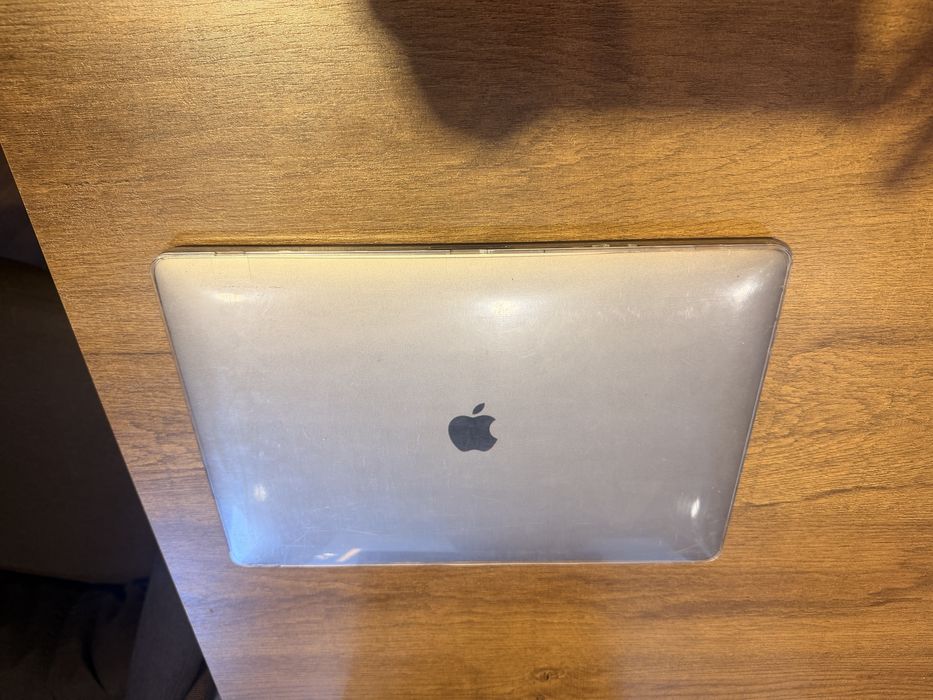 Vand Macbook Pro 2018 15”