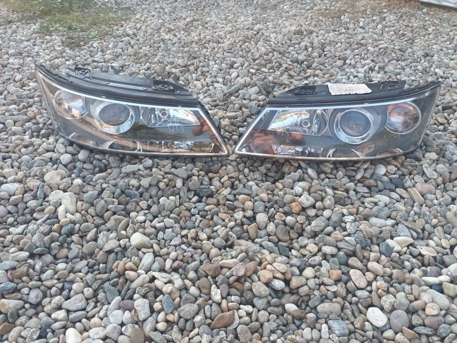 ляв и десен фар за хюндай соната 05 - 10 HYUNDAI SONATA