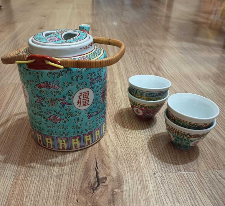 Китайски чайник+4 чашки