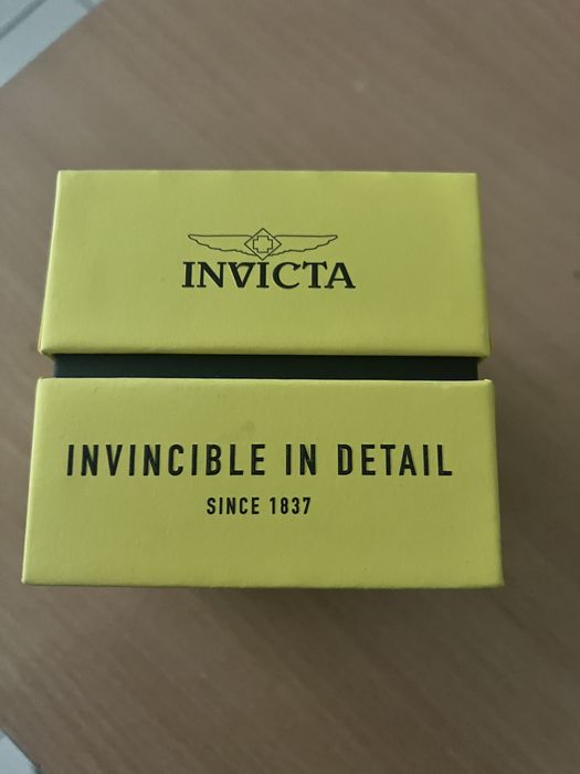 Vind ceas invicta