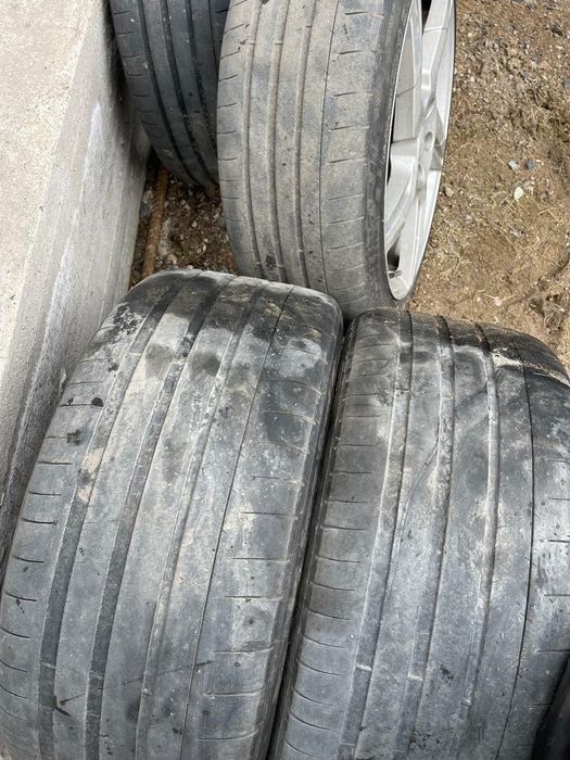 Продам диски с резиной в отличном состоянии!!!