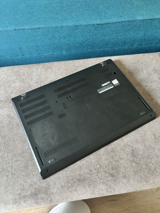 Lenovo L480• i7-8550U• Cellular Sim• SSD 256gb• Bateria 5 ore• geanta noua