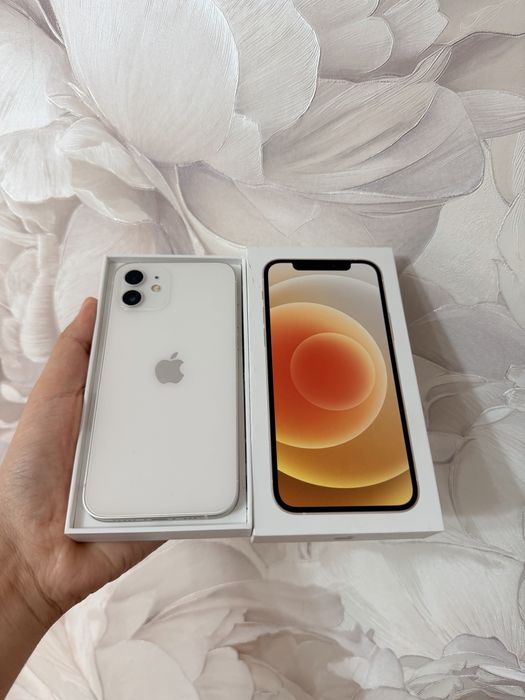 Айфон 12/128 В Хорошем состоянии