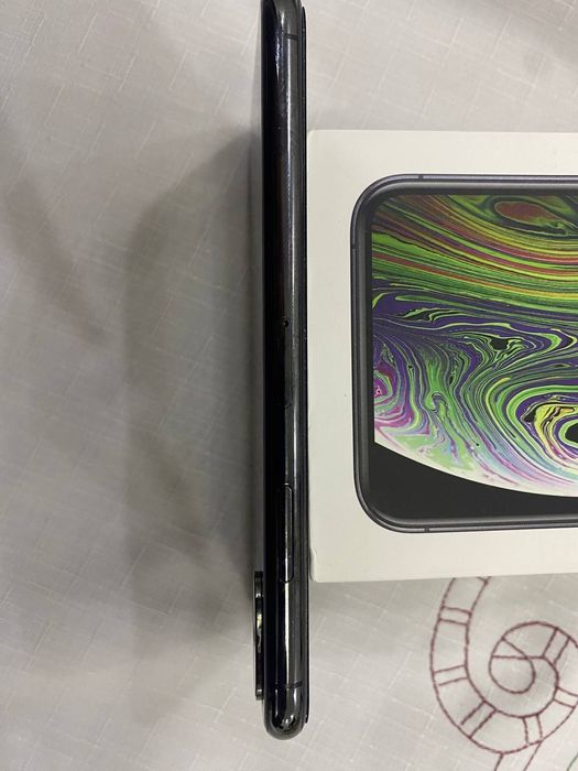 Айфон xs 64, батарейка 75%