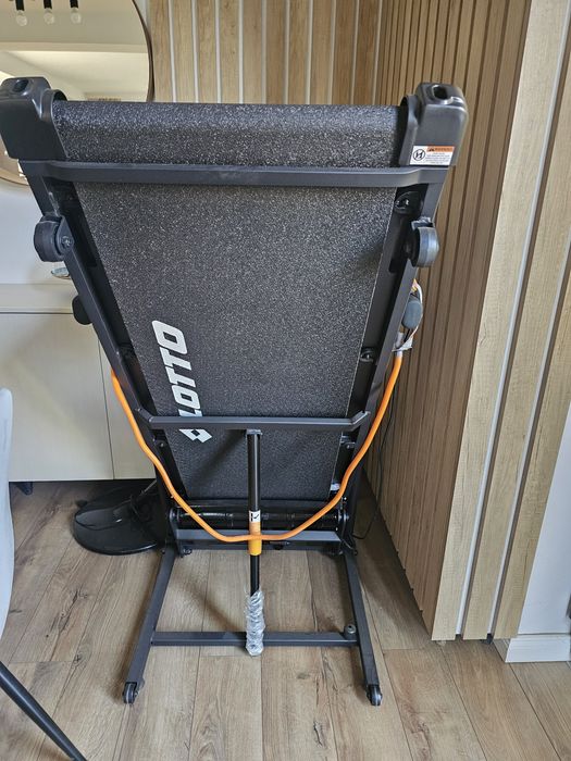 Vand banda alergat, ca noua