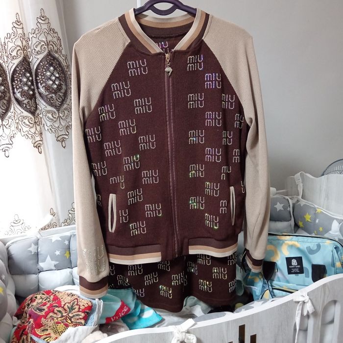 Dvoyka kardigan yubka