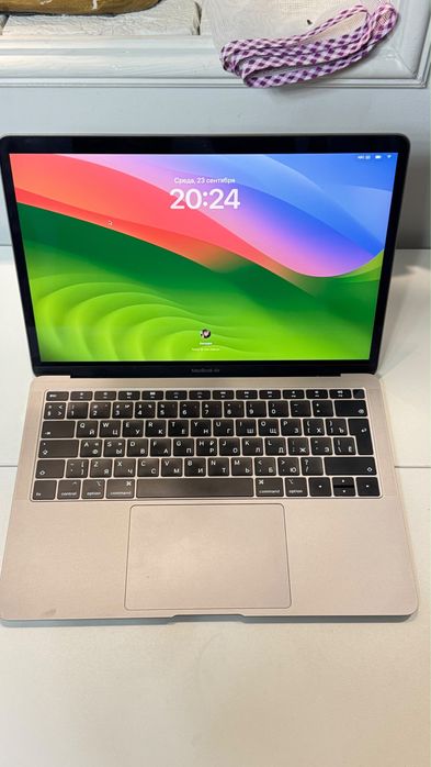 Продам Macbook Air13