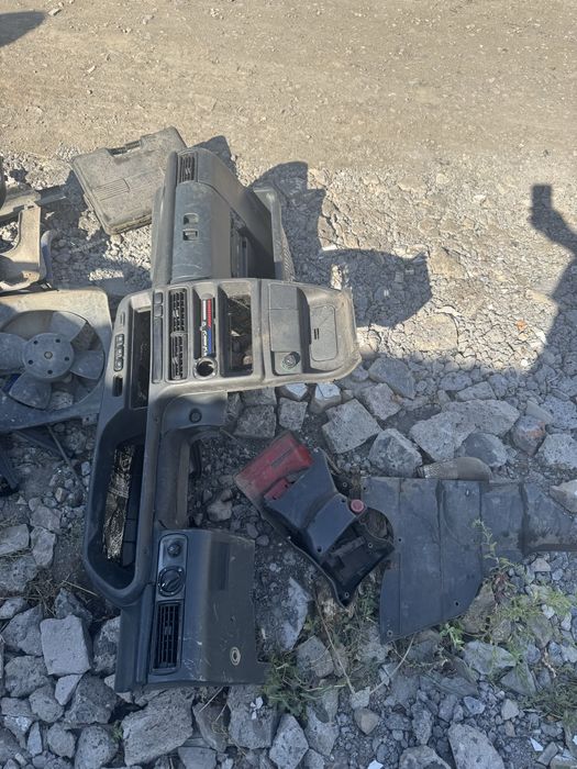 Продам запчасти на ваз 2114