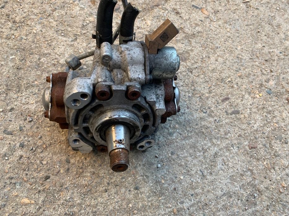 Помпа високо налягане Delphi vw audi фолксваген ауди 2.0 tdi