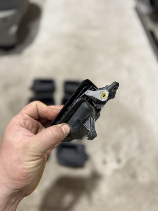 Дверные Ручки на BMW e36