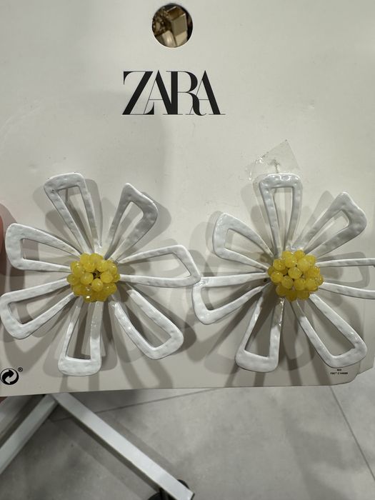 Cercei Zara tip floare