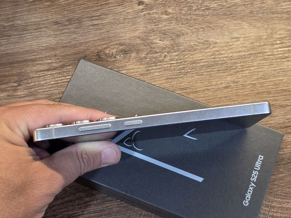Samsung Galaxy S25 Ultra 512GB Titanium SilverBlue Гаранция