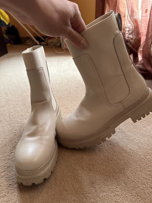 Дамси боти естествена кожа Reserved