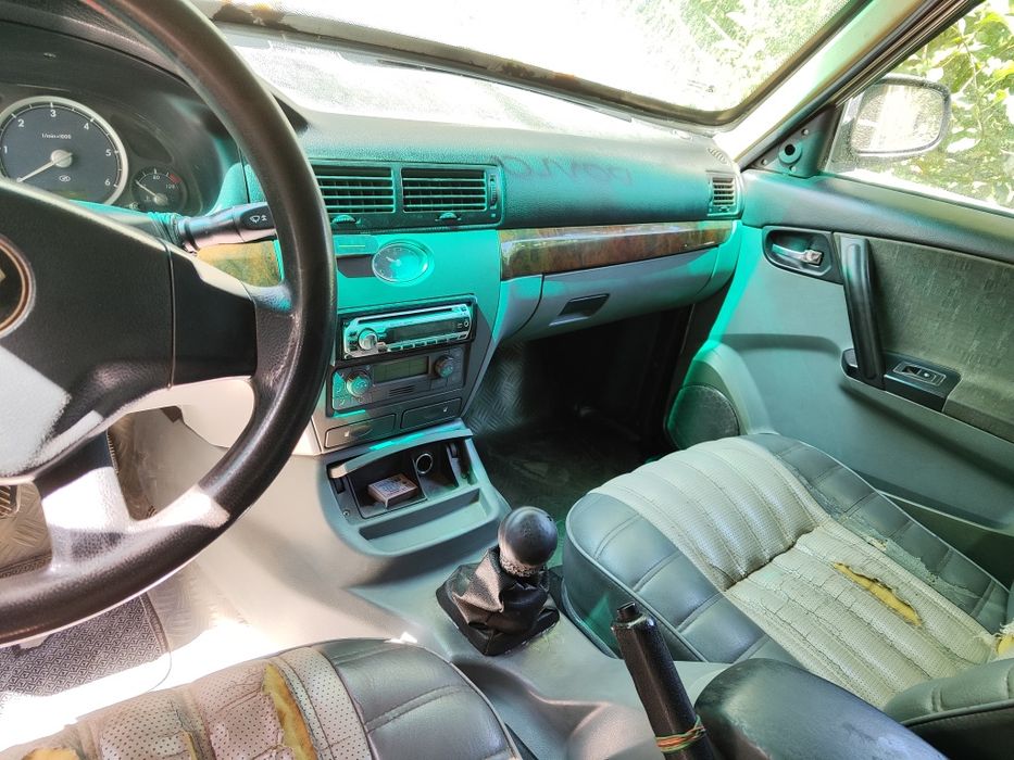 Volga GAZ 31105 sotiladi