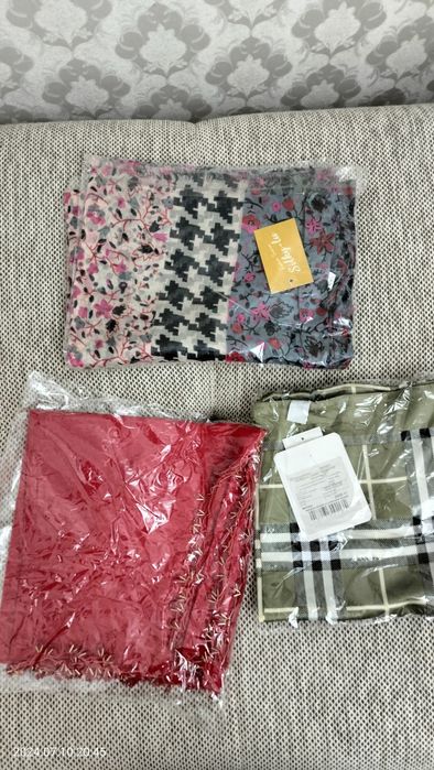 Продам новые женские платки