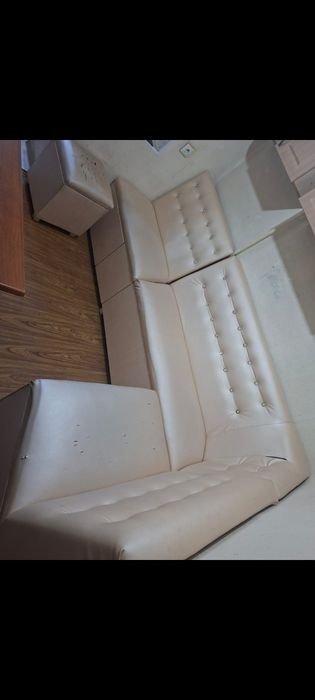 Кухонный диван срочно продам