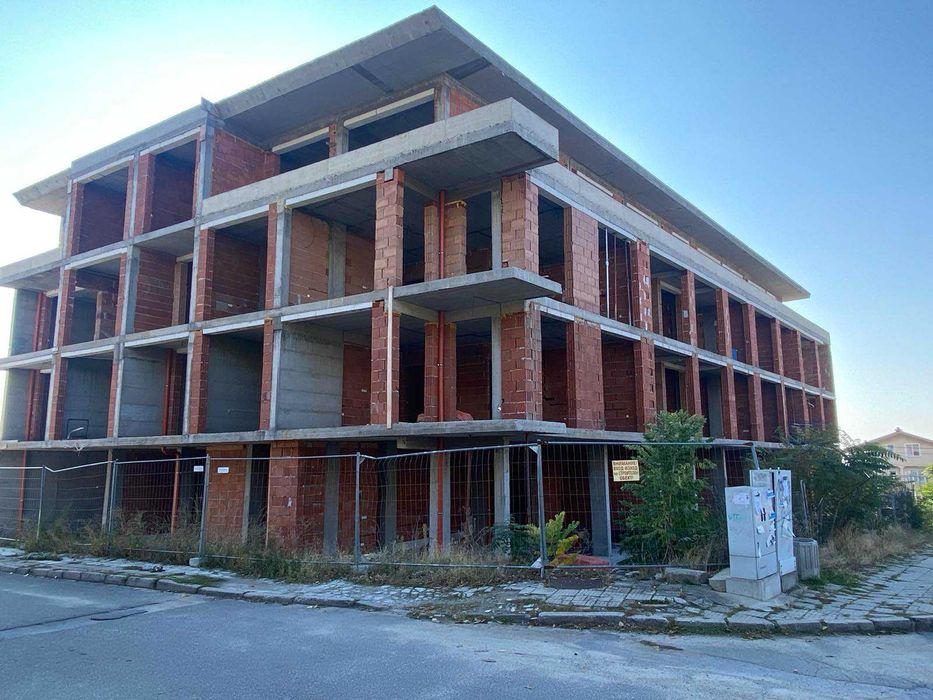 Продава се Двустаен апартамент в Карлово - 70 кв.м за 663 €/кв.м - Снимка #14