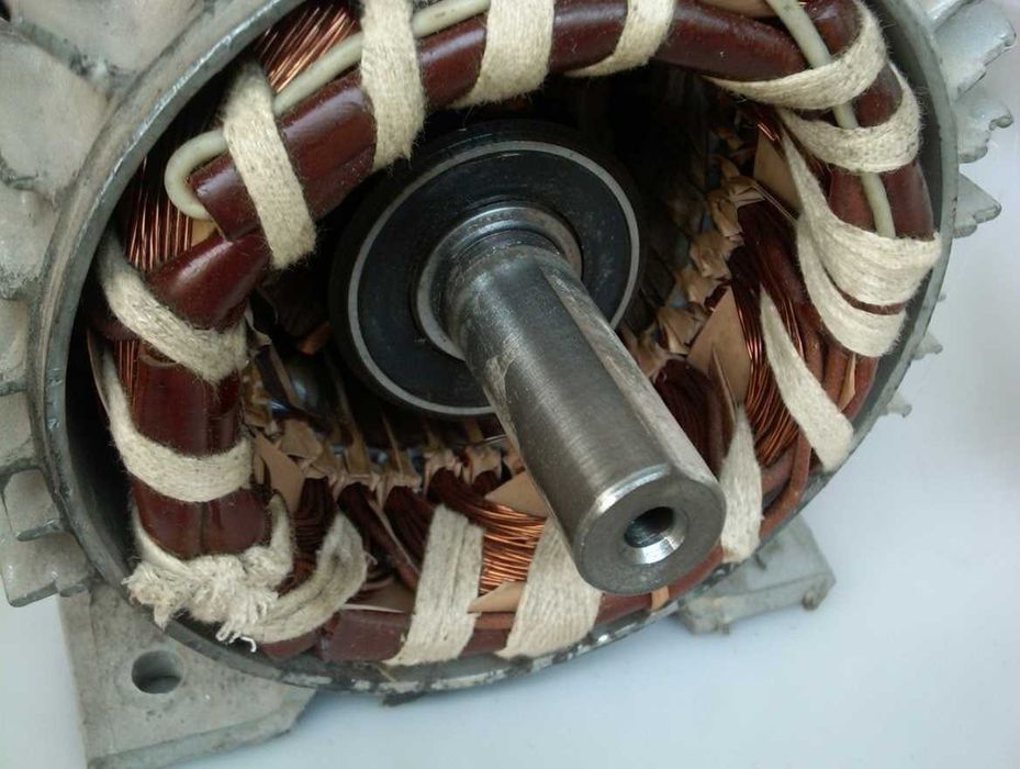 Электродвигатель 3-х фазный ссср. тип 4А 112 МА8