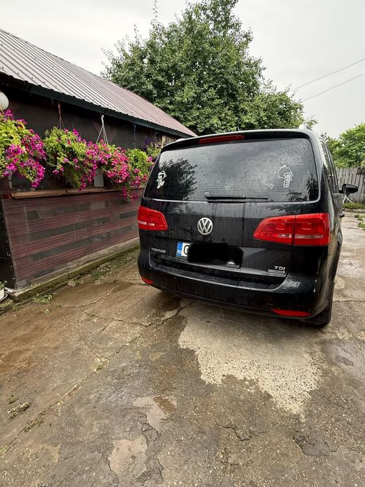 VOLKSWAGEN Touran 2010 — imagine 2