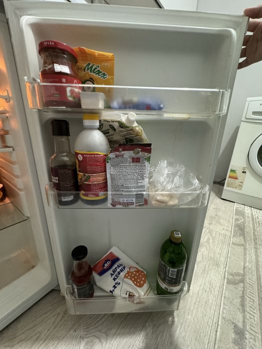 Продам холодильник фирмы Elenberg