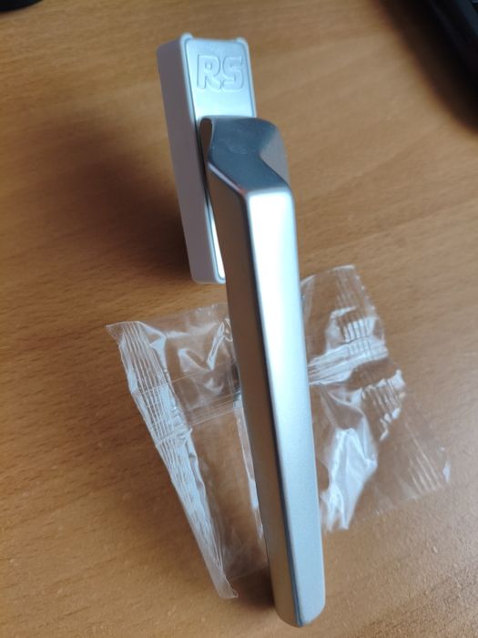 Maner ferestre termopan