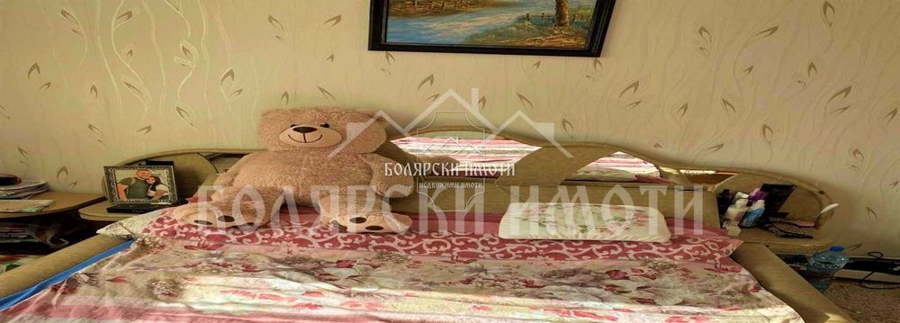 Дава се под наем Къща в с. Арбанаси, Област Велико Търново - 200 кв.м за 750 € - Снимка #6