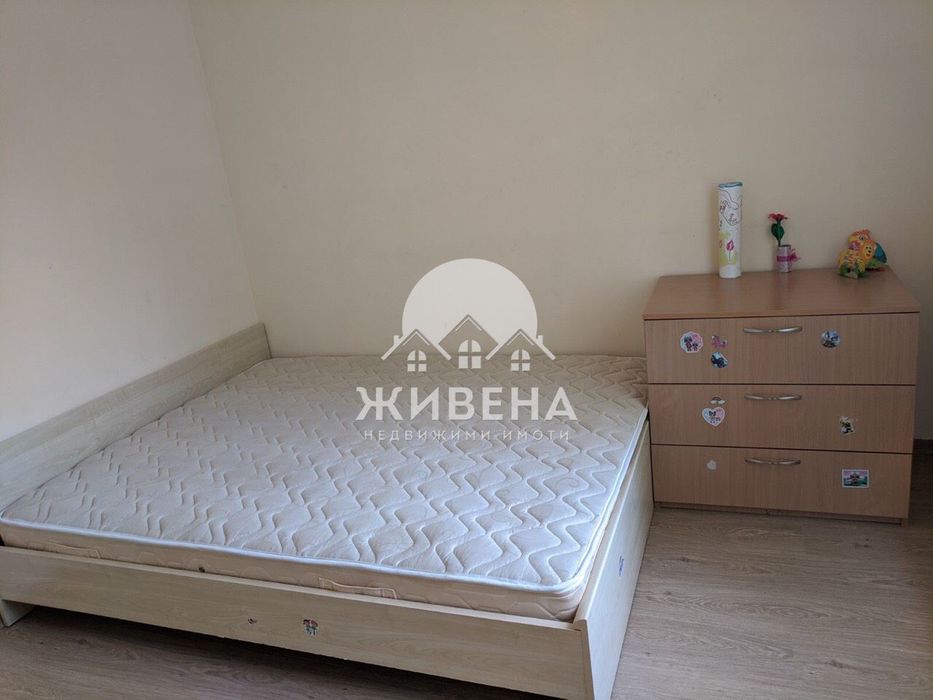 Отдава под наем 4-стаен апартамент в м-т Траката, Варна